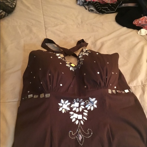 Brown halter top with beading - Picture 5 of 6